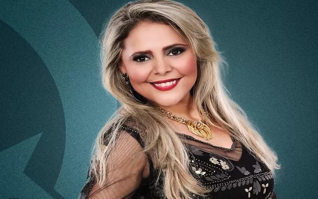 Cantora de Forró Eliza Clivia e o marido morrem em acidente de carro no Centro de Aracaju, diz produtor A cantora Eliza Clívia morreu na tarde desta sexta-feira (16) em um acidente automobilístico na capital sergipana. (Foto: Divulgação)