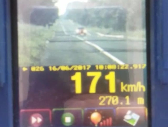 Em 2h30, PRF multa 63 carros alta velocidade na BR-262 Radar flagra motorista a 171 Km por hora em uma que é só é permitido trafegar em 80 Km (PRF/Divulgação)