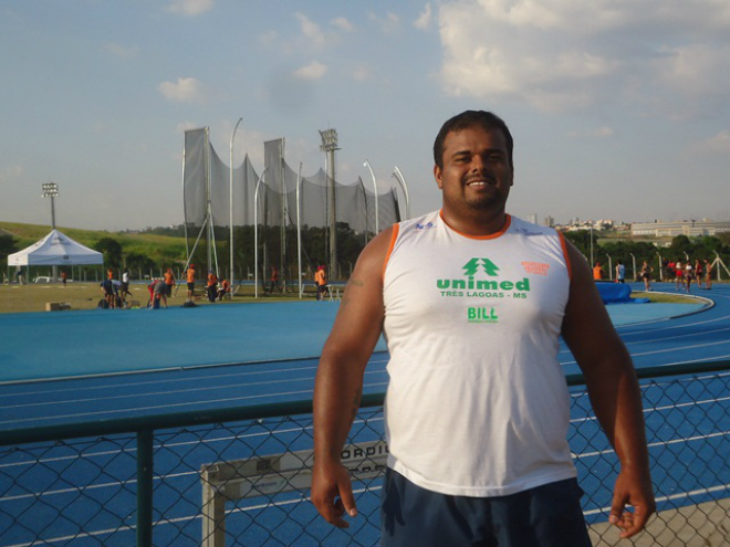 Gustavo Gomes de Mendonça da equipe de atletismo da Prefeitura de Três Lagoas/Sejuvel e Associação Três-Lagoense de Atletismo,  foi convocado para representar a Seleção (Foto: Divulgação/Assecom)