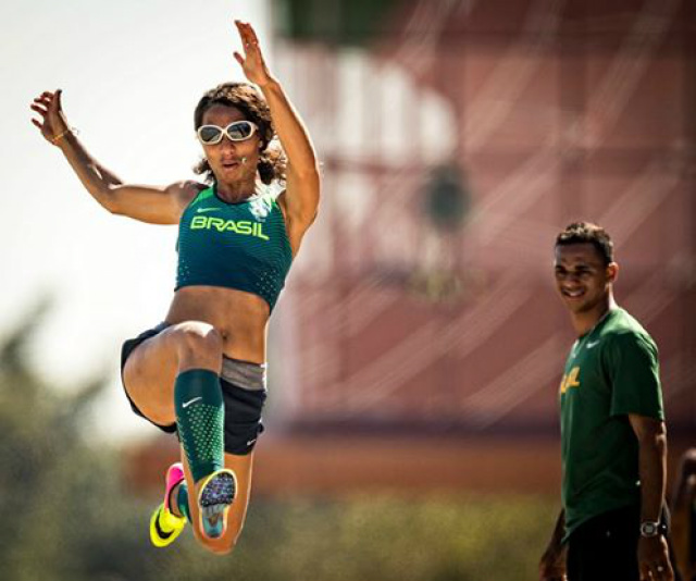 Silvânia disputará os jogos Paralímpicos do Rio 2016 e já é recordista mundial em salto à distância classe T11 (cego total) (Foto: Divulgação)