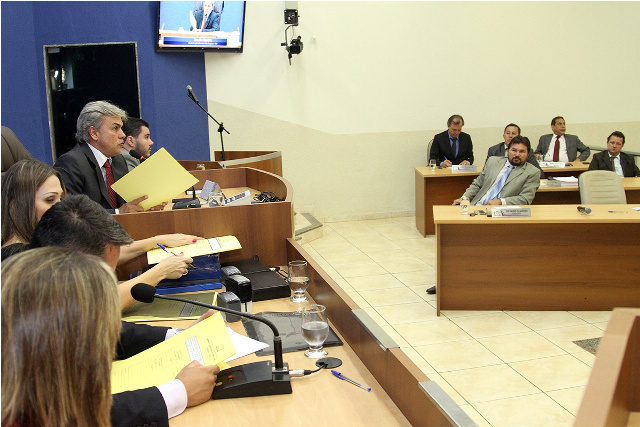 Durante a sessão, o presidente da Casa, vereador Jorginho do Gás, afirmou que a Câmara Municipal estará sempre à disposição dos empresários (foto: Divulgação)