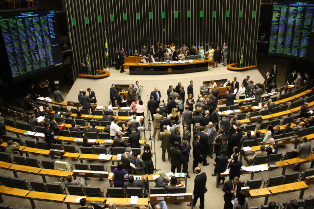 Comissão aprova multa para quem impedir mãe de amamentar Câmara dos Deputados. (Foto: Ilustração)
