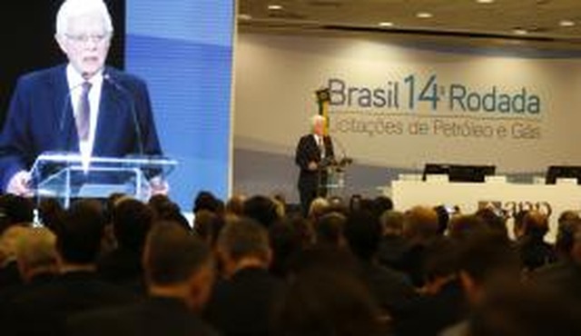 Licitação de blocos exploratórios de petróleo arrecada R$ 3,84 bilhões O ministro Moreira Franco elogiou a retomada dos leilões. (Foto: Tânia Rêgo/Agência Brasil)