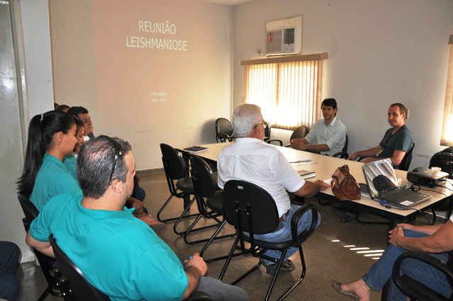 Cidade é escolhida para pesquisa sobre leishmaniose O objetivo principal é avaliar a efetividade, ou seja, se vale ou não a pena o uso de coleiras, impregnadas com deltametrina, no combate e controle da leishmaniose nos cães (Foto: Divulgação/Assecom)