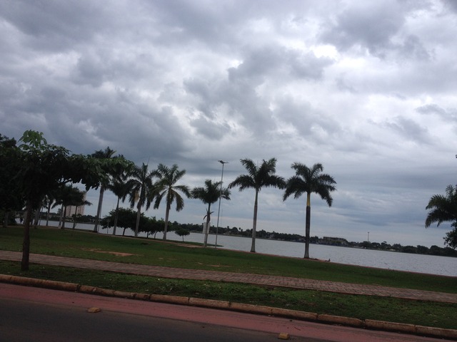 Sábado será nublado com chance de chuvas a qualquer momento Sábado será nublado com chuva a qualquer hora do dia. Foto: Gisele Berto