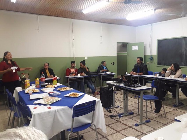 Prefeitura e empresa se unem para encontrar meios que fortaleçam a cultura brasilandense O objetivo é que a comunidade compreenda e valorize a dimensão educativa dos espaços da escola e de outros da comunidade (biblioteca, praça, associações, etc), engajando-se na sua transformação (Foto/Assessoria)