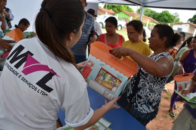 Ação que distribuirá lâmpadas na Praça Ramez Tebet contará com diversos serviços à população Para participar, as famílias precisam estar devidamente inscritas no Cadastro Único (Foto/Assessoria)
