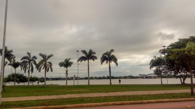 Sem chuva, segunda-feira será quente em Três Lagoas O dia começou nublado, a previsão será de sol entre nuvens (Foto/Gisele Berto)