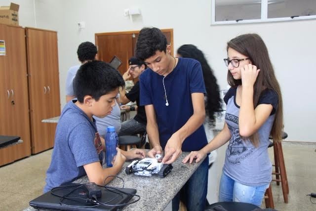 IFMS oferta curso de robótica a alunos da rede pública em Três Lagoas Todos os participantes com frequência mínima de 75% receberão certificados de participação (Foto/Assessoria)