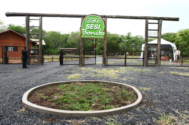 O Senai, em parceria com o EcoSesi Bonito, desenvolve o Programa de Ecoeficiência, que dá suporte aos selos ambientais destinados às indústrias do Estado (Foto: Divulgação/Assecom)