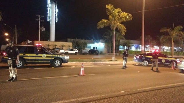 Bloqueio feito durante a 40º Expotrês tinha como objetivo reduzir o número de acidentes (PRF/Divulgação).