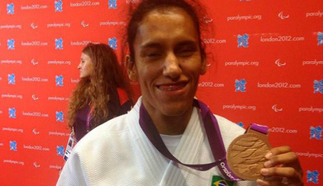 Michelle Ferreira é medalhista de bronze nas duas últimas Paralimpíadas (Foto: Arquivo)