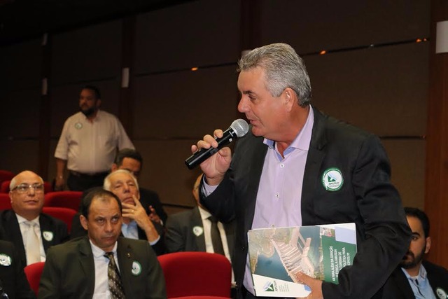 Em Brasília, Angelo Guerreiro luta pelo aumento da Compensação Financeira dos Recursos Hídricos para Três Lagoas Angelo Guerreiro está representando os prefeitos dos Municípios alagados de Mato Grosso do Sul (Foto/Assessoria)