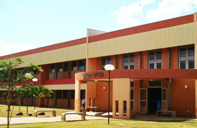Três novas vagas para concurso de cargos técnico-administrativos da UFGD A UFGD lançou nesta semana edital acrescentando três vagas ao Concurso Público para Provimento de Cargos Técnico-Administrativos, que está com inscrições abertas até 25 de abril (Foto: Divulgação/Assecom)