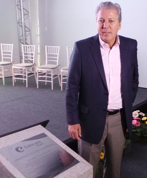 Presidente da Eldorado e comitiva da Arauco sobrevoam fábrica em Três Lagoas José Carlos Grubisich, presidente da Eldorado, acompanhou comitiva da Arauco que veio a Três Lagoa. (Foto: Ricardo Ojeda/ Arquivo/ Perfil News).