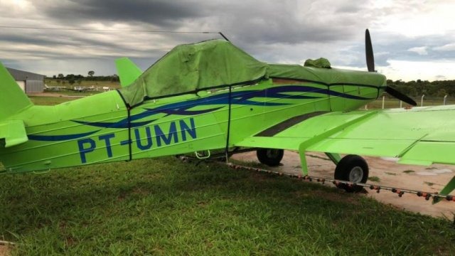 Operação contra doleiros que lavaram R$ 1,4 bilhão cumpre mandados em MS Aeronave apreendida em Mato Grosso do Sul durante operação deflagrada nesta manhã (Foto: divulgação/Polícia Federal)