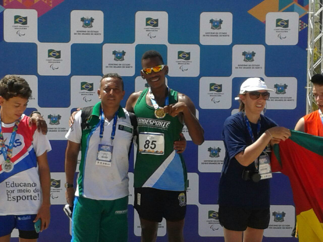 Os paratletas conquistaram as vagas na competição durante os Jogos Escolares Paralímpicos de Mato Grosso do Sul. (Foto: Assessoria)