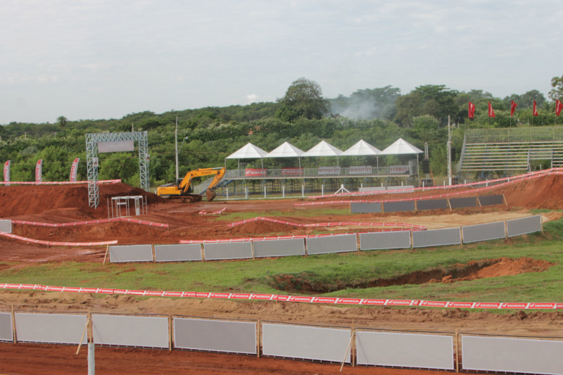 A pista do Arena Mix, reformulada por Paulo Caramez, será palco de shows dos pilotos durante a prova deste fim de semana (Foto: Perfil News)