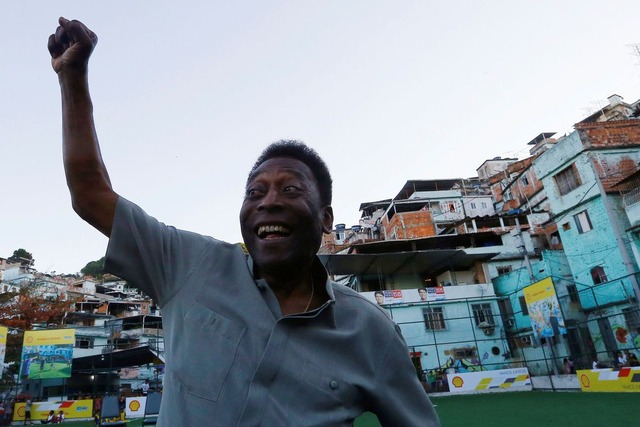 Exames detectam cálculo em ureter esquerdo de Pelé Ricardo Moraes/Arquivo Reuters/Direitos reservados