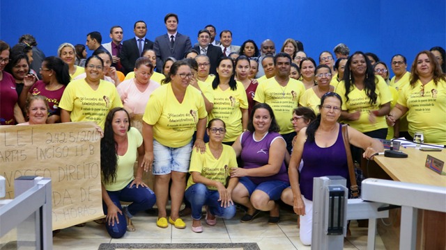 Trabalhadores da Educação pedem apoio para jornada de 6h Na oportunidade, Maria Laura falou da legalidade para a redução da jornada (Foto/Assessoria)