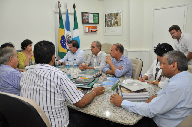 CRECI apoia corretores de imóveis em pleitos junto à prefeitura de Três Lagoas A reunião foi viabilizada pelo deputado estadual Eduardo Rocha, que se colocou mais uma vez à disposição da categoria para contribuir de todas as formas possíveis (Foto: Divulgação/Assecom)