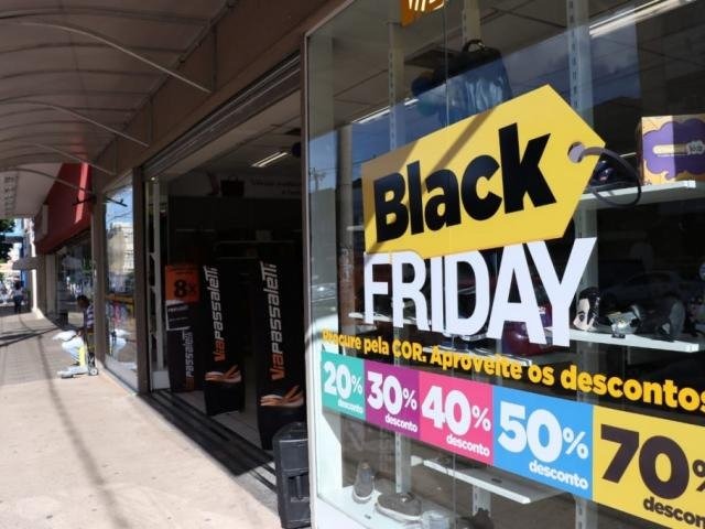 MS gastou mais de R$ 28 milhões em compras na Black Friday, diz pesquisa Categorias mais buscadas pelos consumidores foram eletrodomésticos, celulares e eletrônicos. (Foto: Henrique Kawaminami)