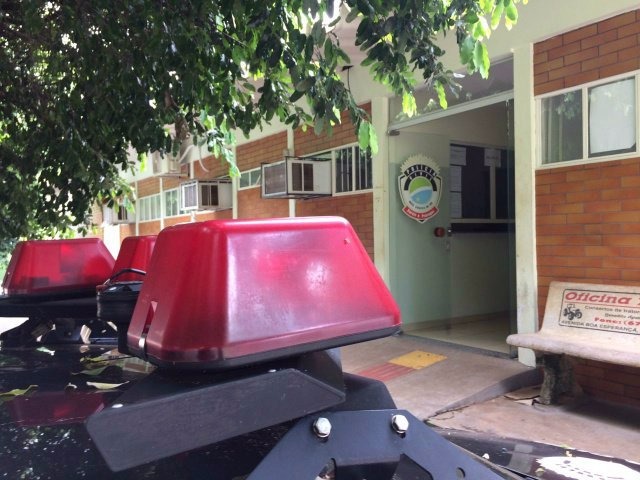 Em Brasilândia, mulher apanha do marido ao reclamar que o casal não passeia Polícia Civil de Brasilândia. (Foto: Arquivo/ Perfil News).