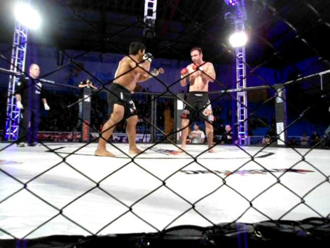 Três-lagoense é campeão de MMA; assista ao vídeo A preparação do atleta inclui muito treino. Foto: Divulgação