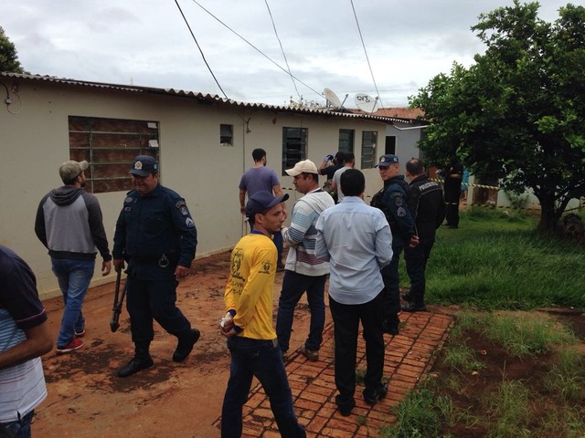 Vizinhos são presos por matarem idoso para roubar R$ 970 (Foto: Osvaldo Nóbrega/TV Morena)