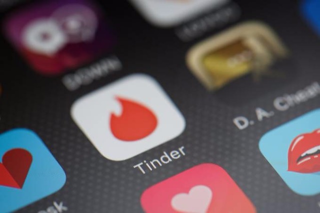 Tinder: a alternativa já existia nos Estados Unidos (Leon Neal/Getty Images)