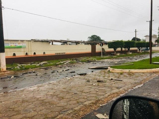 Em outubro, vendaval causou estragos em Taquarussu. (Foto: Arquivo/Campo Grande News)
