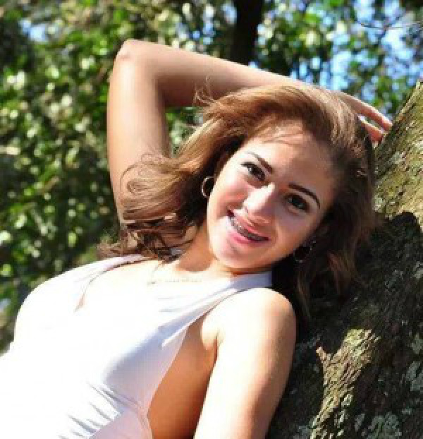 Jovem de 15 anos morre em acidente na MS-134, em Nova Andradina Com violência do choque Tainara morreu na hora (Foto: Reprodução/Facebook)