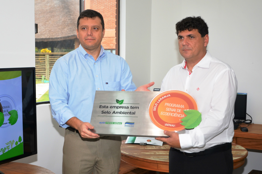 Indústrias recebem Selo Ambiental do Senai e destacam importância de ações na área Selo Laranja, do Programa Senai de Ecoeficiência foi entregue no último sábado, 12 (Foto: Assessoria)