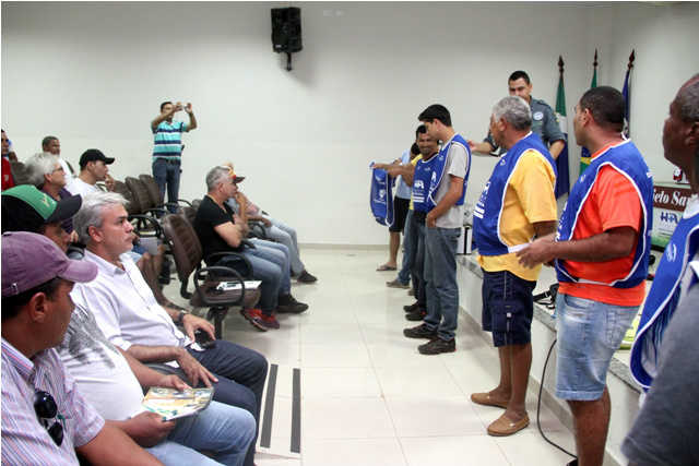 Dois representantes de cada equipe participaram do treinamento (Foto: Assessoria)