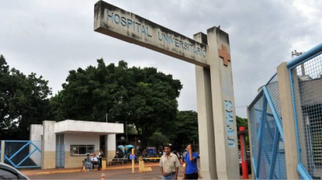 Hospital Universitário não estaria cumprindo determinação da Justiça Federal (Foto: Vandenir Rezende/Correio do Estado)