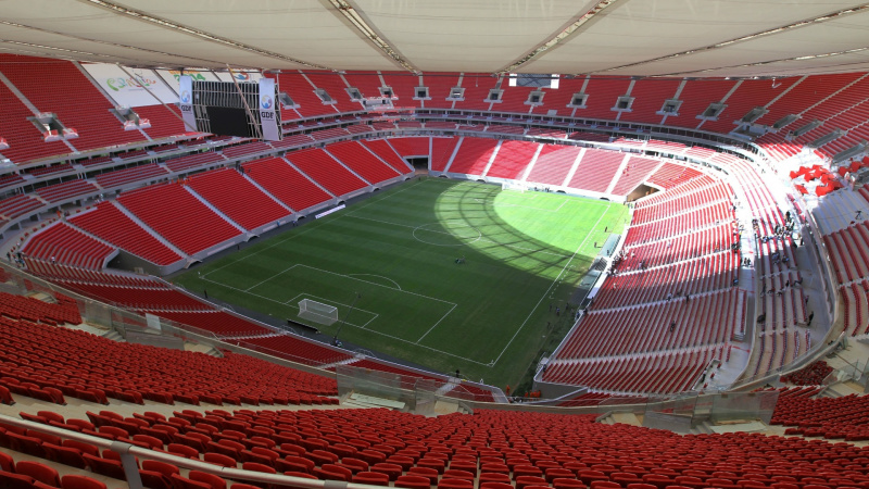 Estádio Mané Garrincha,onde alguns jogos da Copa serão realizados este ano (Foto: Google)