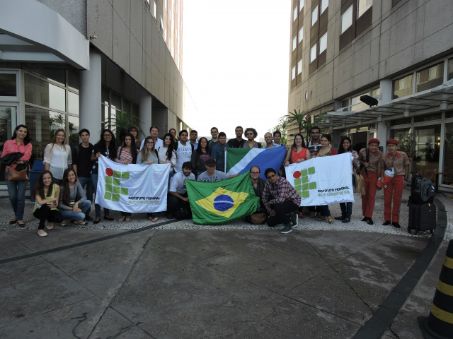 IFMS tem maior premiação da história em feira nacional Delegação de MS recebeu 18 prêmios na Febrace 2015. (Foto: Divulgação)