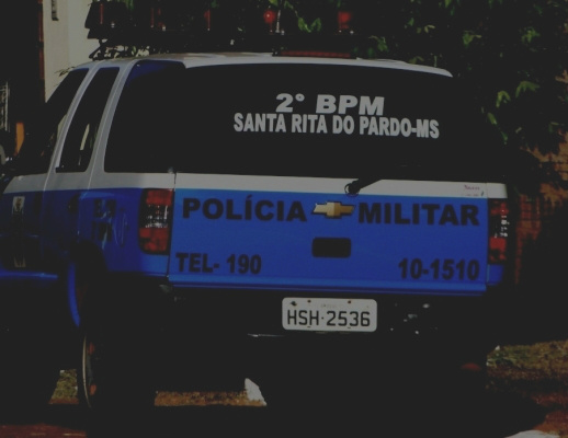 Policiais militares do Pelotão local também foram chamados para deter a fuga dos presos, na madrugada de hoje (Foto: Divulgação)