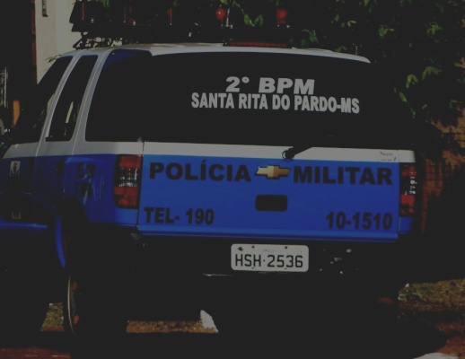 Traficantes presos tentam fugir quebrando janela de cela, na madrugada Policiais militares do Pelotão local também foram chamados para deter a fuga dos presos, na madrugada de hoje (Foto: Divulgação)
