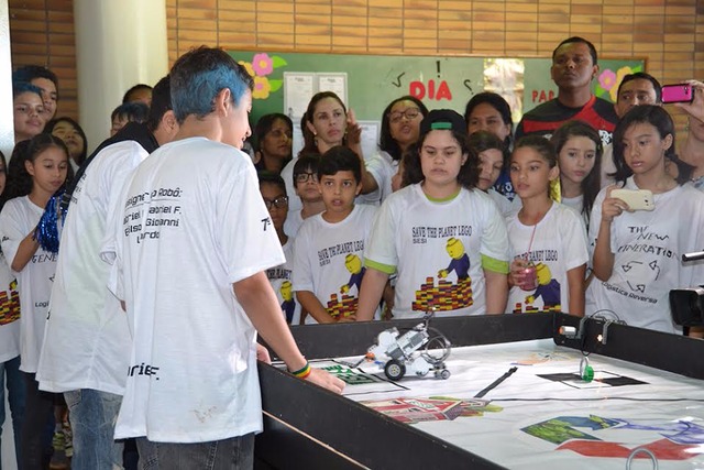 Robótica das escolas do Sesi inspira alunos a desenvolverem protótipos e soluções inovadoras Robótica das escolas do Sesi inspira alunos a desenvolverem protótipos e soluções inovadoras