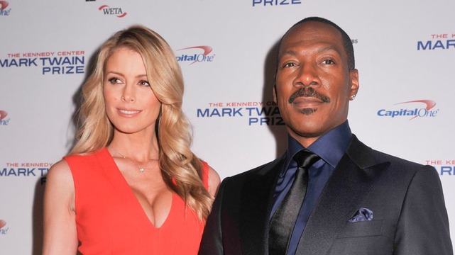 Eddie Murphy e a atriz Paige Butcher tiveram seu segundo filho juntos. Foto: Sky News.