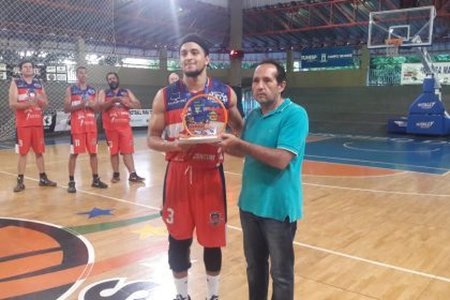 No último dia 02, o Três Lagoas Basketball entrou em quadra contra a equipe UCDB, de Campo Grande para definir o campeão norte (Foto/Assessoria)