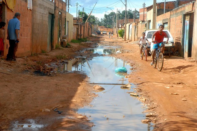 Extrema pobreza aumenta no país, indica IBGE Arquivo Agencia Brasil
