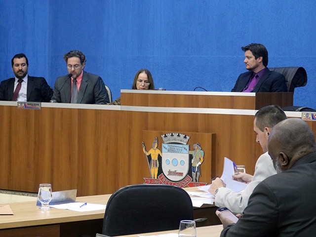 Projetos preveem vagas prioritárias em Ceis e alerta sobre uso de anabolizantes A vereadora também teve um segundo projeto de lei, aprovado, por unanimidade, pelo Plenário da Câmara (Foto/Assessoria)