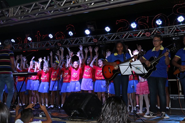Prefeitura divulga calendário de atividades culturais do final de ano Abertura do Recital de Natal aconteceu ontem na Praça Ramez Tebet. Foto: Divulgação