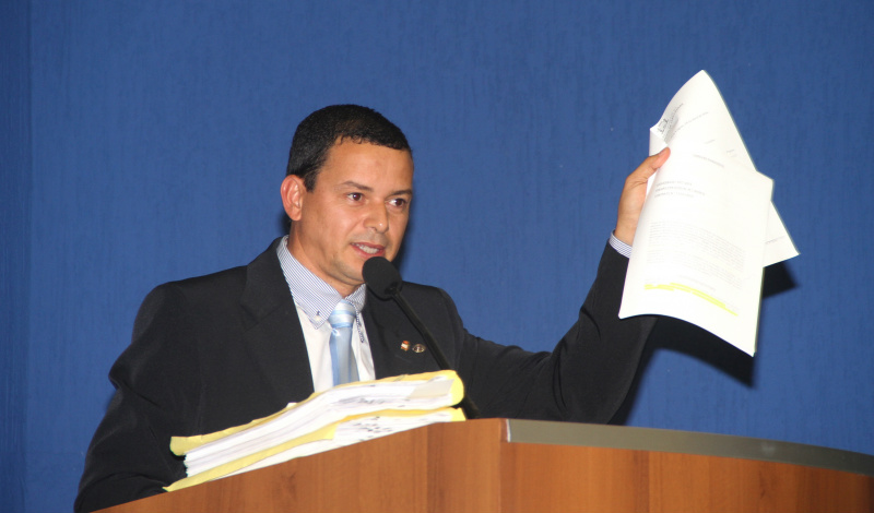 Relatório do transporte escolar rural de Três Lagoas é aprovado Presidente da Comissão de Educação, Nilo Câmara, pediu o arquivamento da denúncia por não haver irregularidades (Foto: Assessoria)