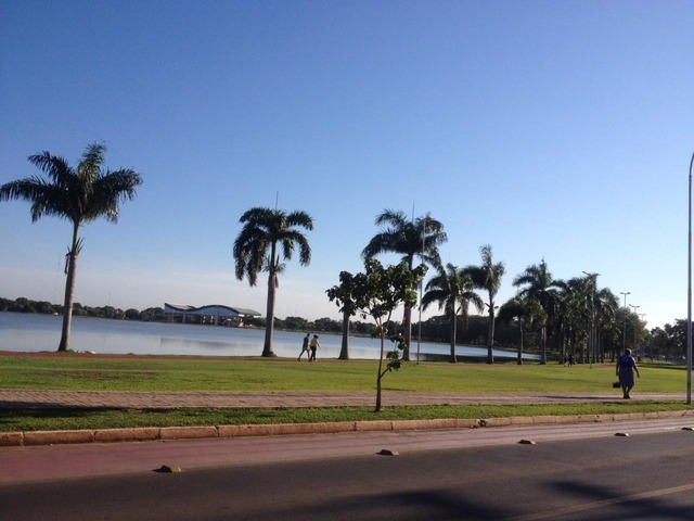 Previsão é de sol com calor de 36ºC nesta quinta-feira em Três Lagoas Dia será ensolarado (Foto:Gisele Berto)