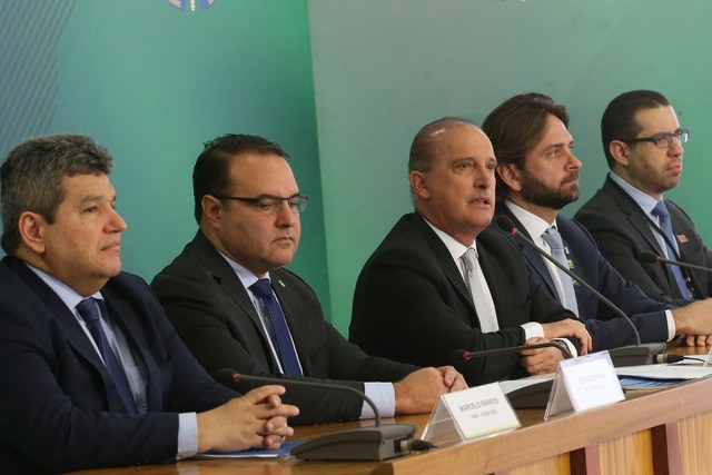 Governo fará balanços periódicos para acompanhar cumprimento de metas Antonio Cruz/ Agência Brasil