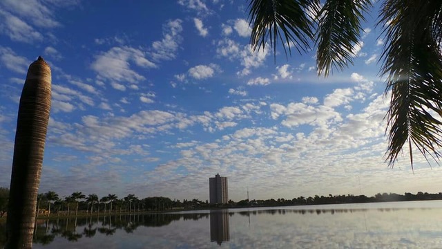 Tempo seco e sem previsão de chuva para esta quinta-feira Lagoa Maior, em Três Lagoas. (Foto: Ricardo Ojeda/Perfil News)
