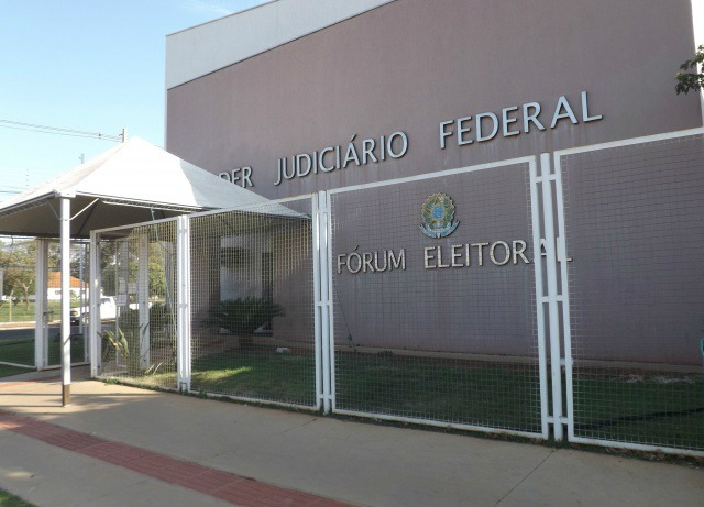 Eleitor que faltou no primeiro turno tem até hoje para se justificar Quem preferir, também pode ir a um cartório eleitoral, preencher o formulário disponível nesses locais e nos portais dos tribunais eleitorais (Foto/Arquivo Perfil News)